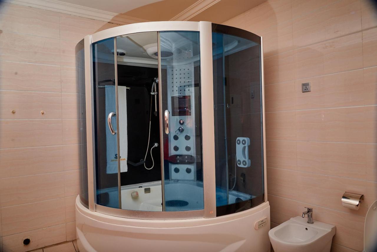Mobushipe Barcelona Hotels, Abuja מראה חיצוני תמונה