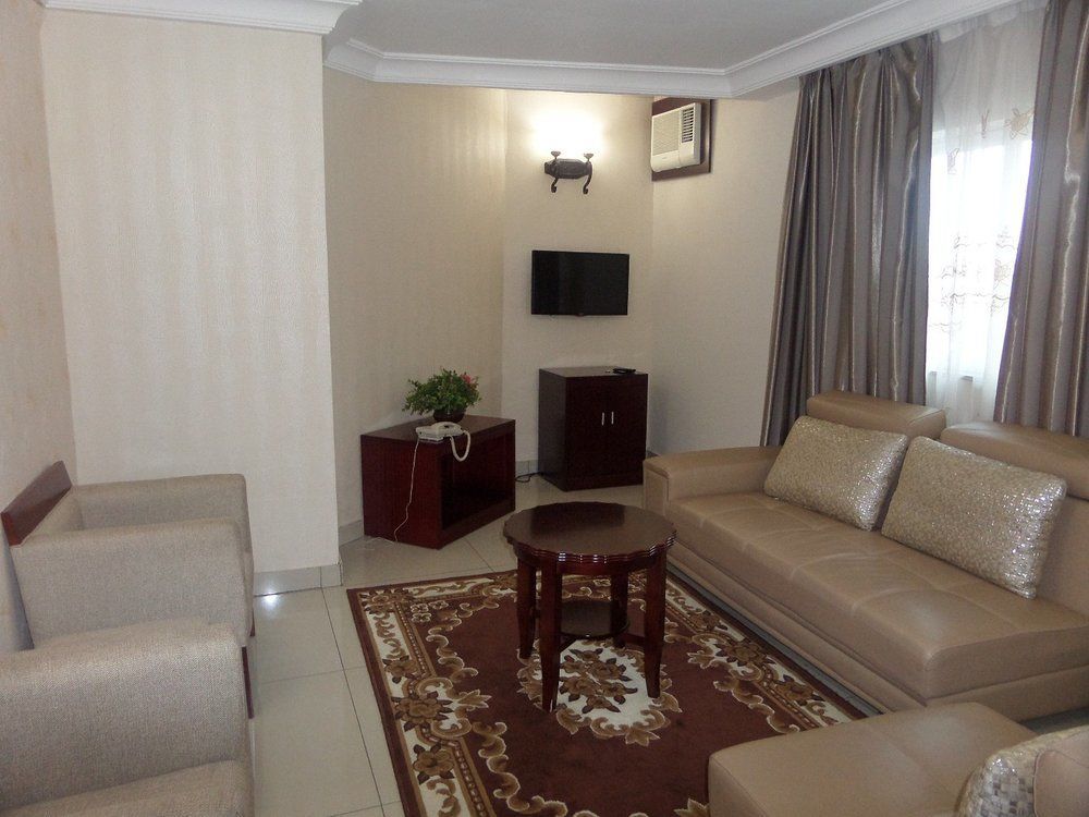 Mobushipe Barcelona Hotels, Abuja מראה חיצוני תמונה