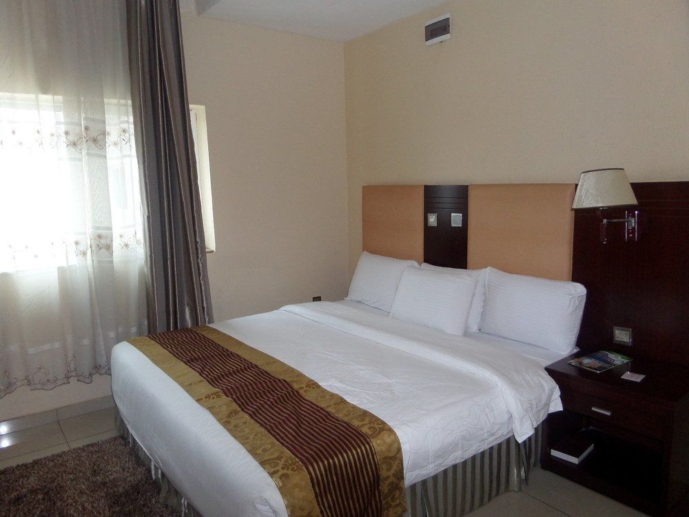Mobushipe Barcelona Hotels, Abuja מראה חיצוני תמונה