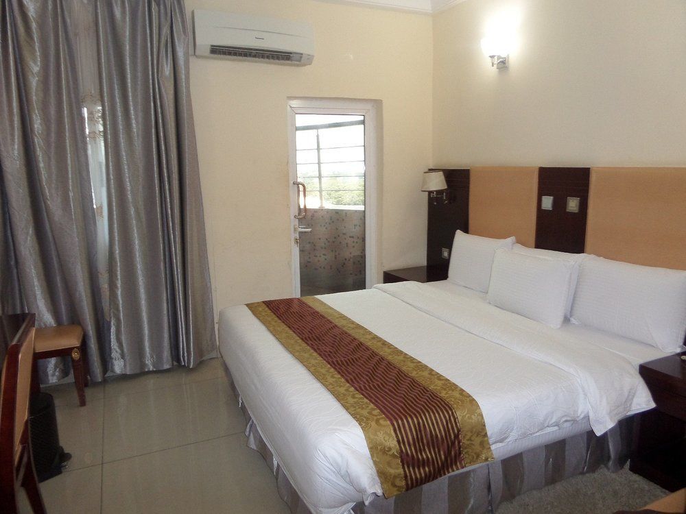 Mobushipe Barcelona Hotels, Abuja מראה חיצוני תמונה